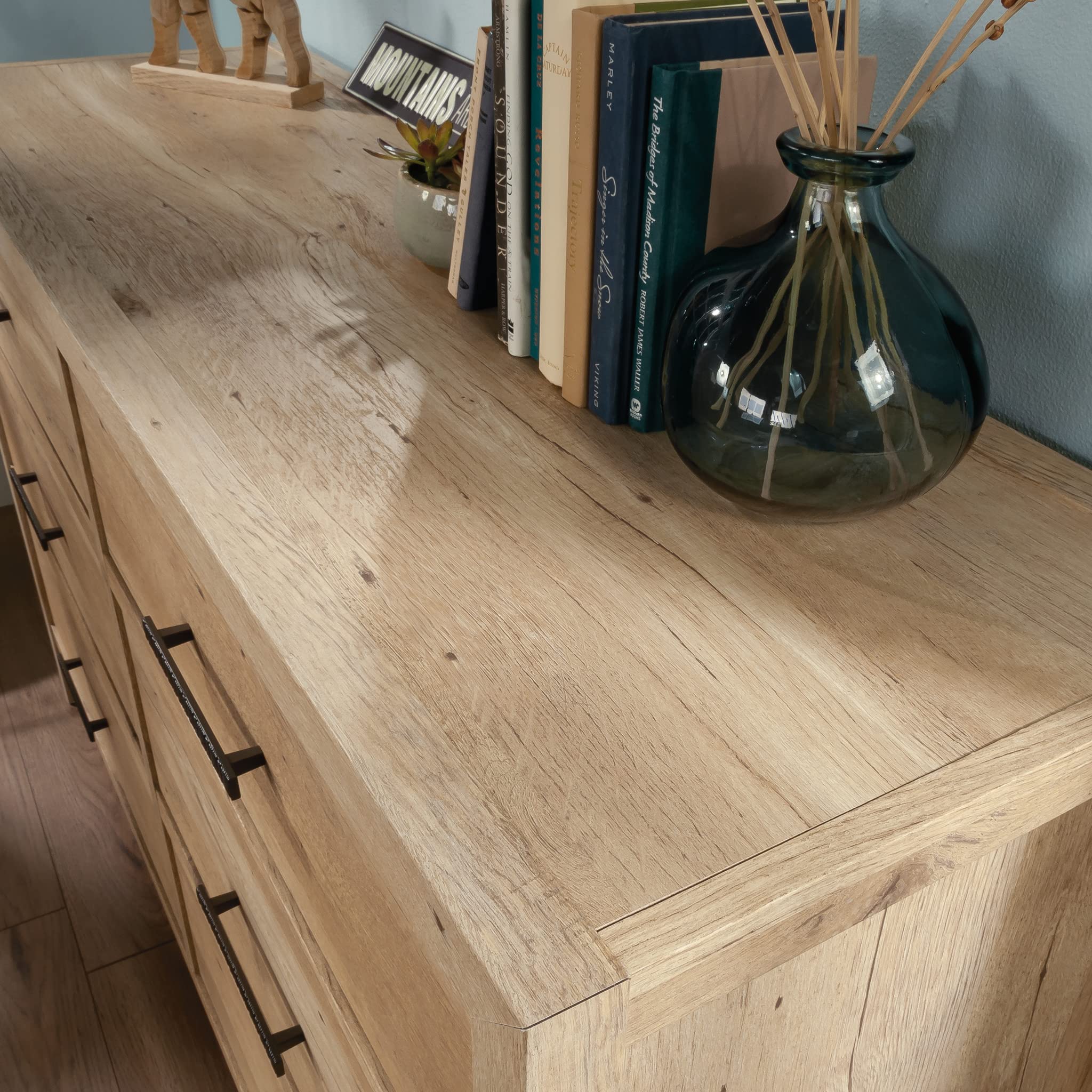 Sauder Pacific View 6-Drawer Bedroom Dresser, Prime Oak Finish - Image 9